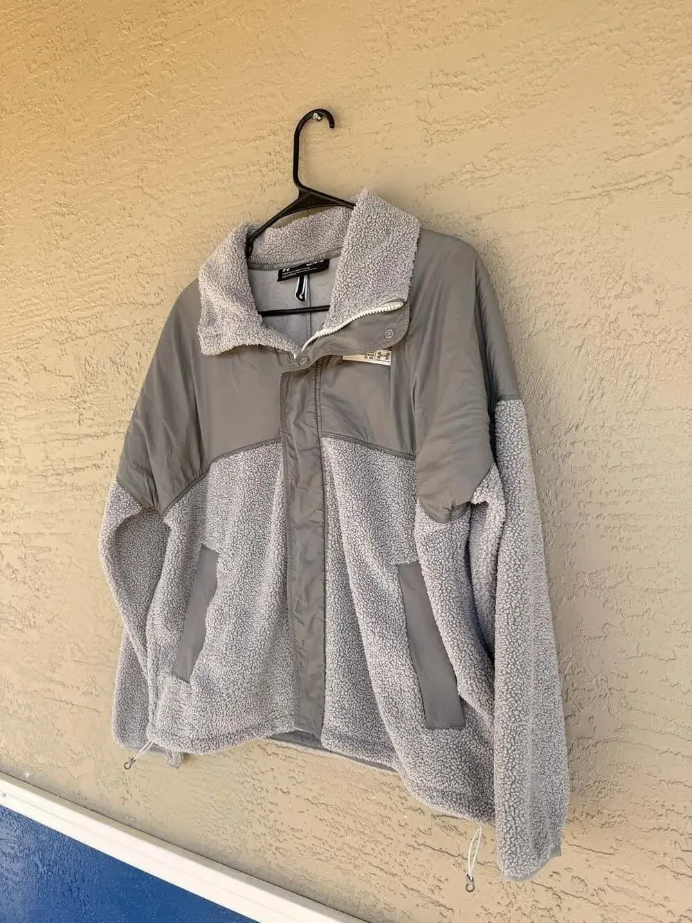 Under Armour Sherpa Fleece Jacket Grey Nylon Mix - Large Fit Medium